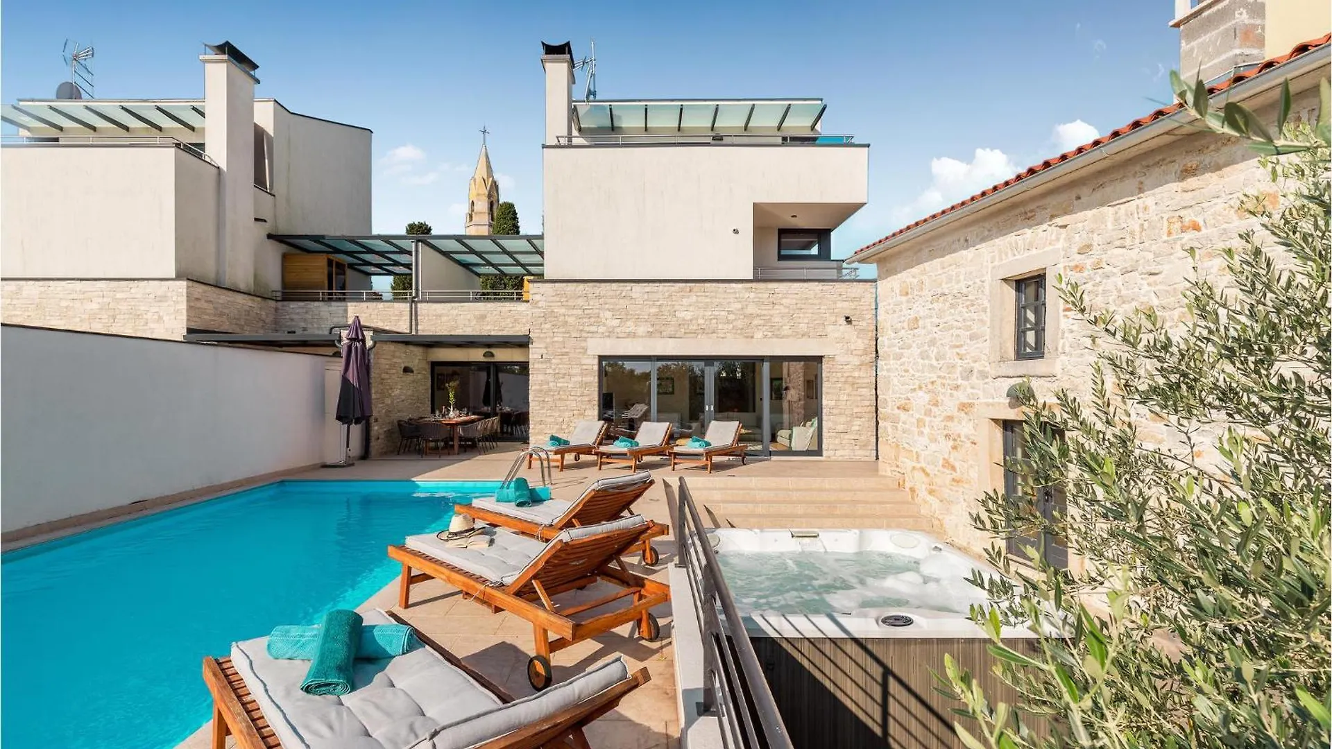 Dom wakacyjny Nice Home In Valtura With Heated Swimming Pool