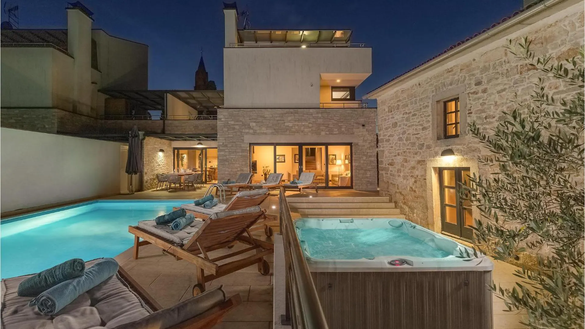 Nice Home In Valtura With Heated Swimming Pool Kroatië